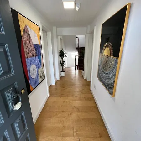 Guest house 9 - Double Bedroom With Shared Bathroom & Terrace *