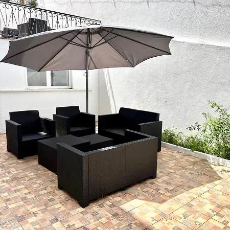 9 - Double Bedroom With Shared Bathroom & Terrace *