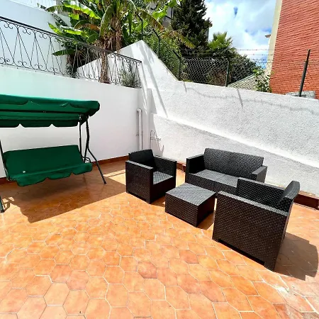 Private 9 - Double Bedroom With Private Bathroom & Terrace בית הארחה אוייראס