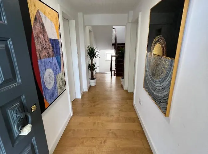 בית הארחה Private 9 - Double Bedroom With Private Bathroom & Terrace *