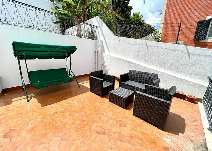 Private 9 - Double Bedroom With Private Bathroom & Terrace בית הארחה אוייראס