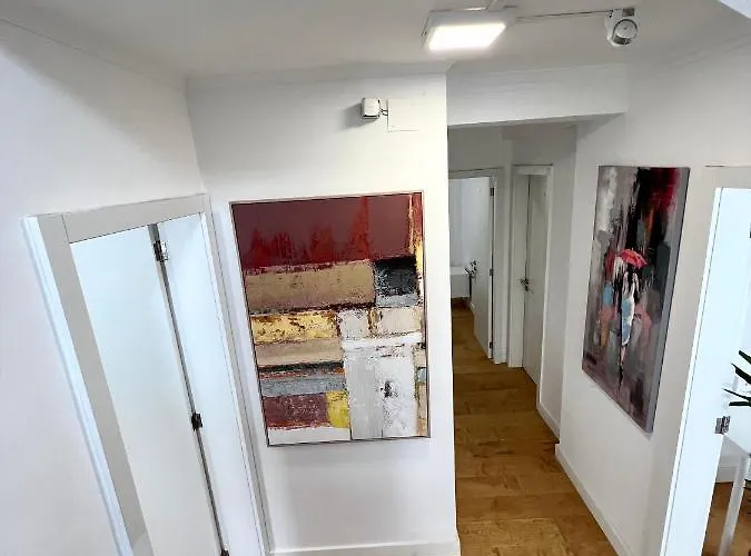 Private 9 - Double Bedroom With Private Bathroom & Terrace בית הארחה