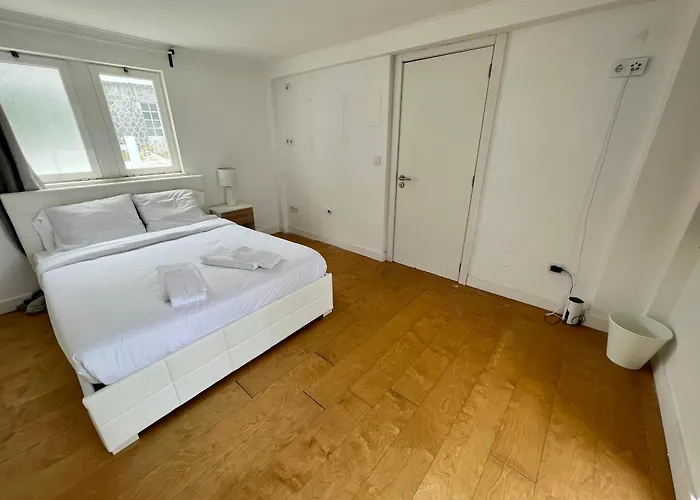 בית הארחה Private 9 - Double Bedroom With Private Bathroom & Terrace